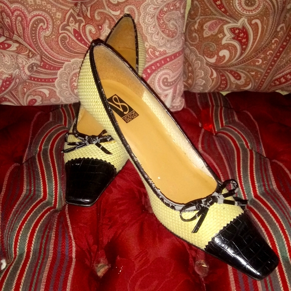 Vintage Shoes - Heels 👠